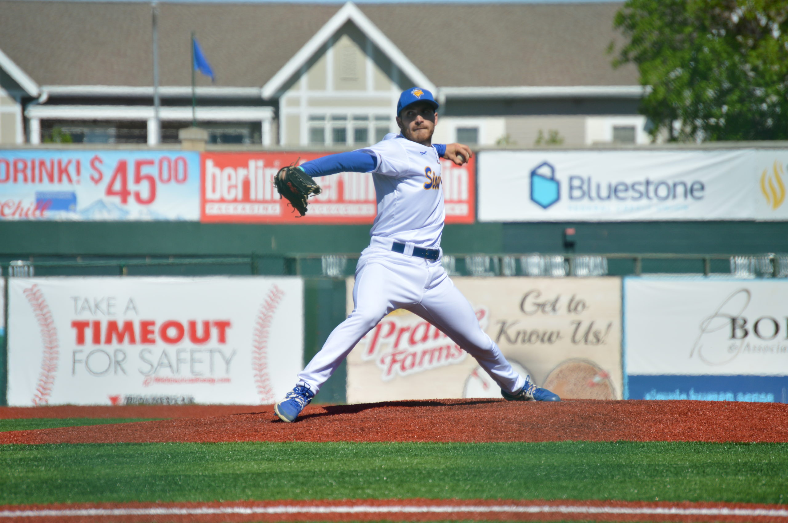 Birds Outdueled by Lincoln in Series Opener